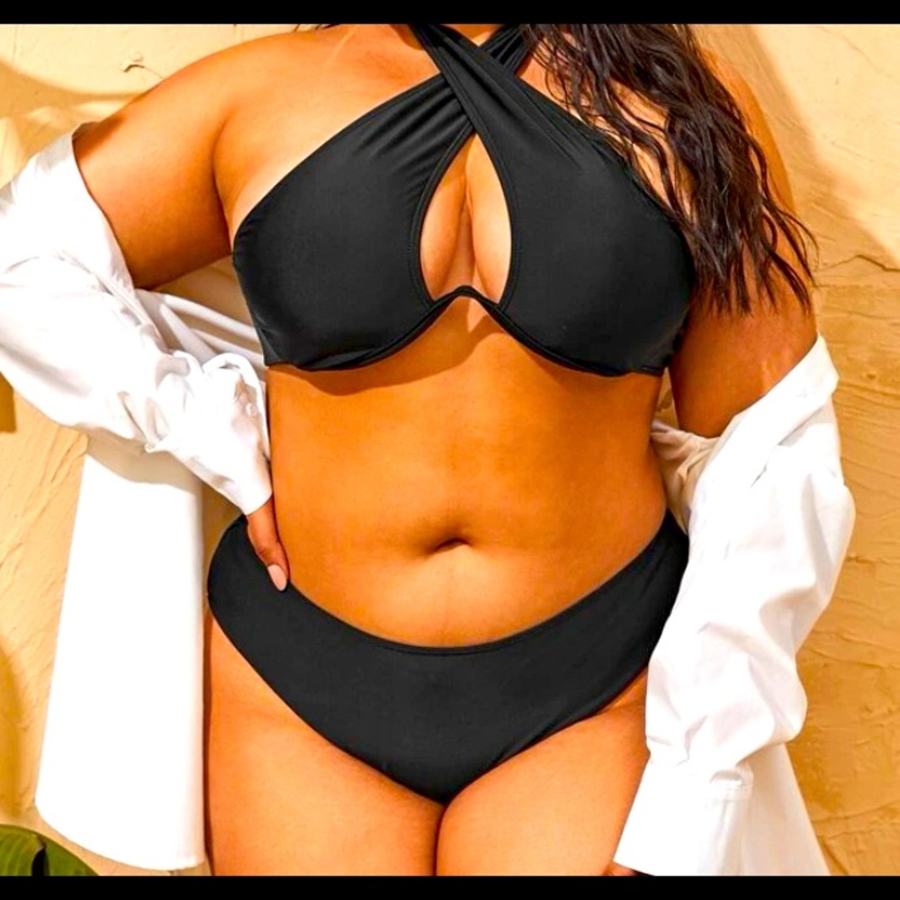 Black two piece swimsuit 2XL